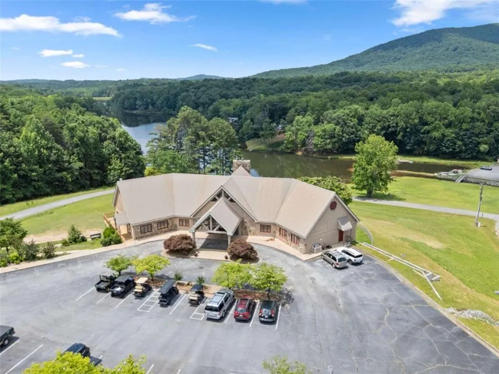 169 Magnificent Way Cleveland, GA 30528