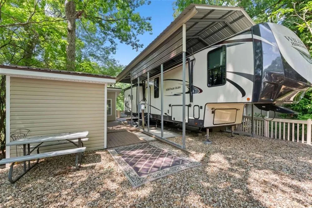 169 Magnificent Way Cleveland, GA 30528