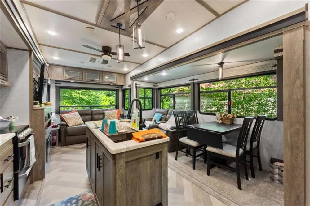 169 Magnificent Way Cleveland, GA 30528