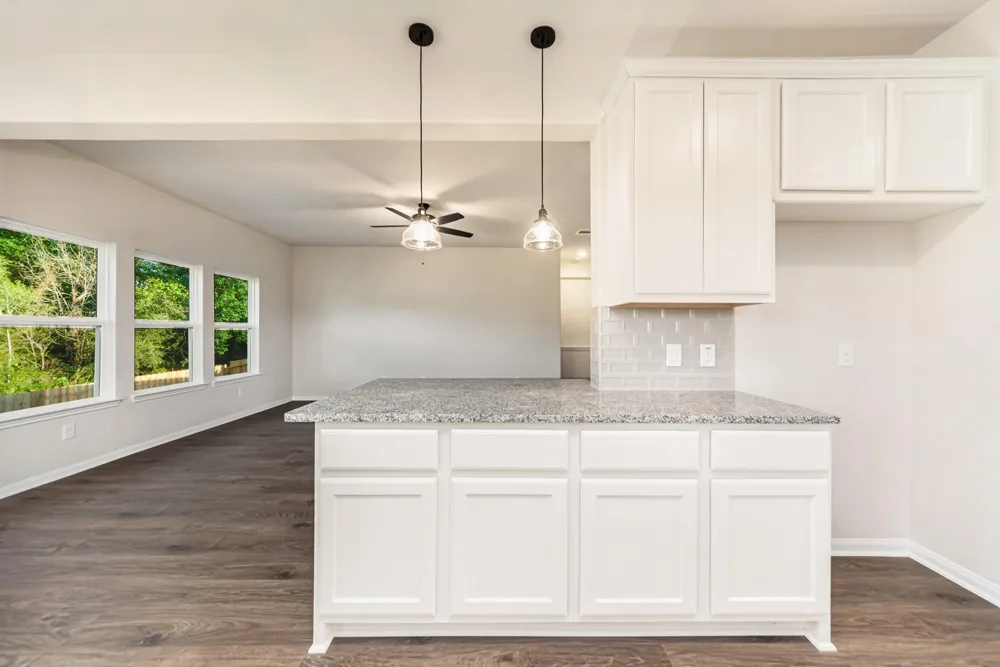 233 Crestview Drive West Columbia, TX 77486