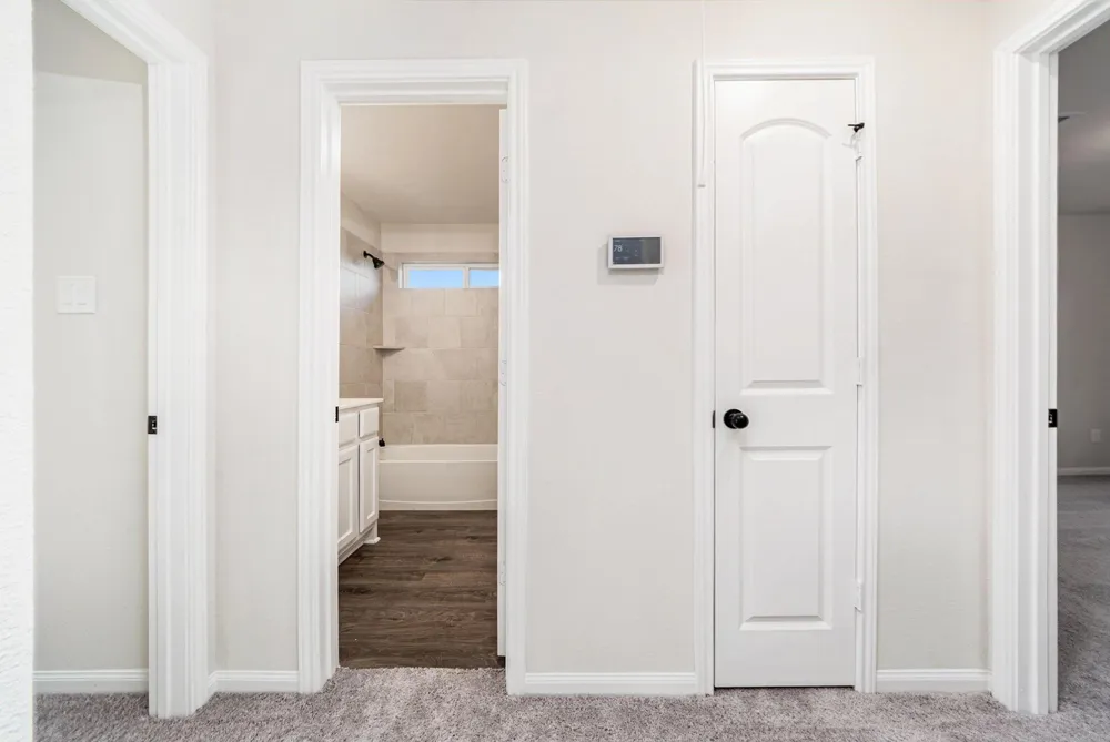 233 Crestview Drive West Columbia, TX 77486