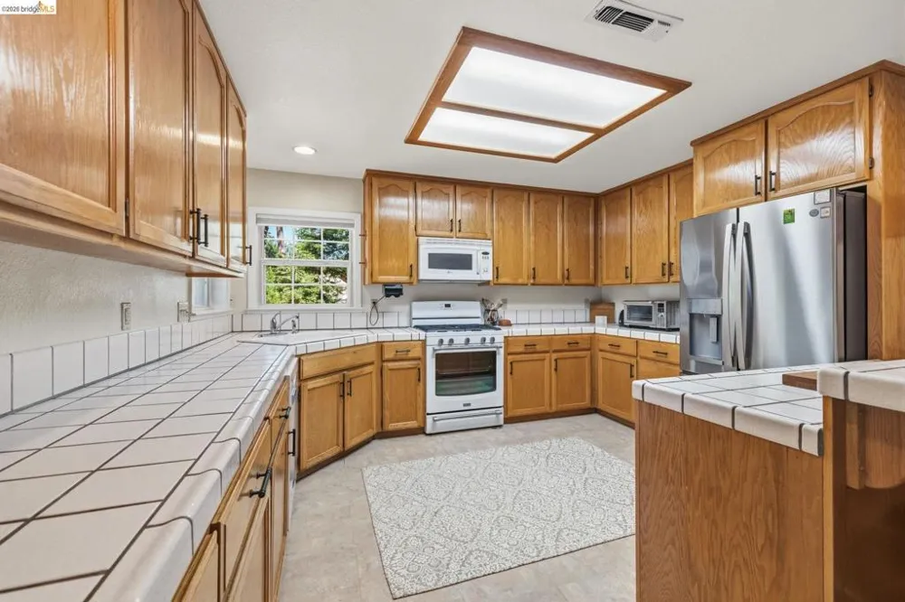 19015 Apple Valley Dr Sonora, CA 95370