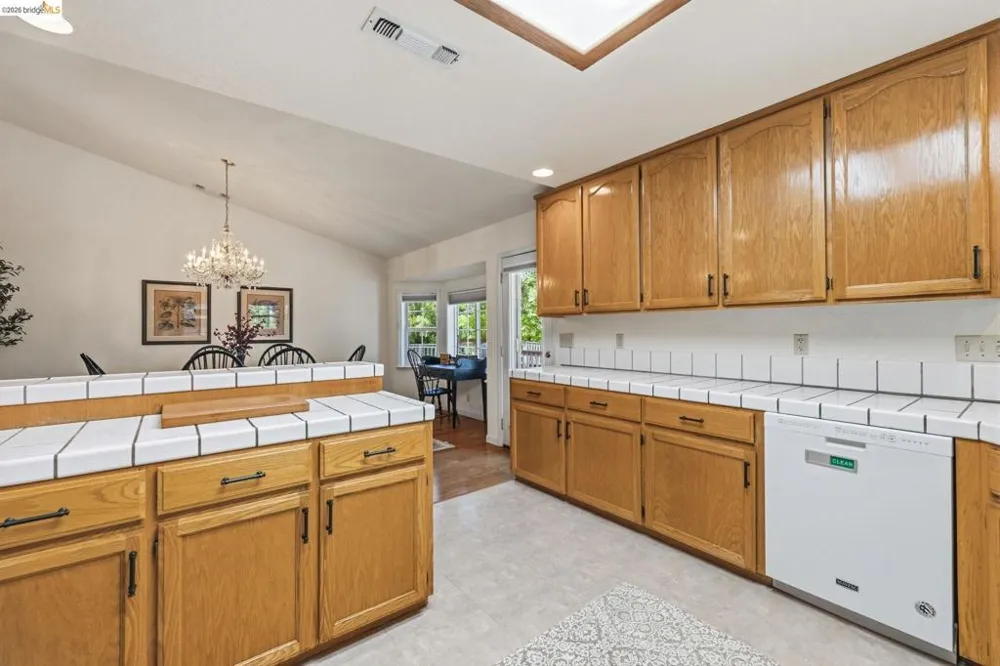 19015 Apple Valley Dr Sonora, CA 95370