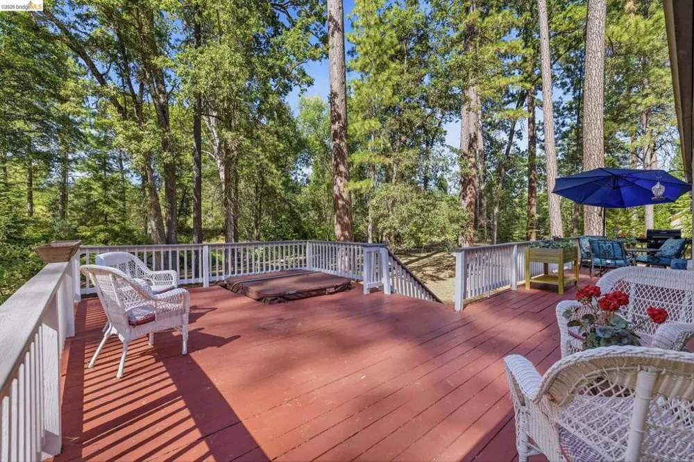 19015 Apple Valley Dr Sonora, CA 95370