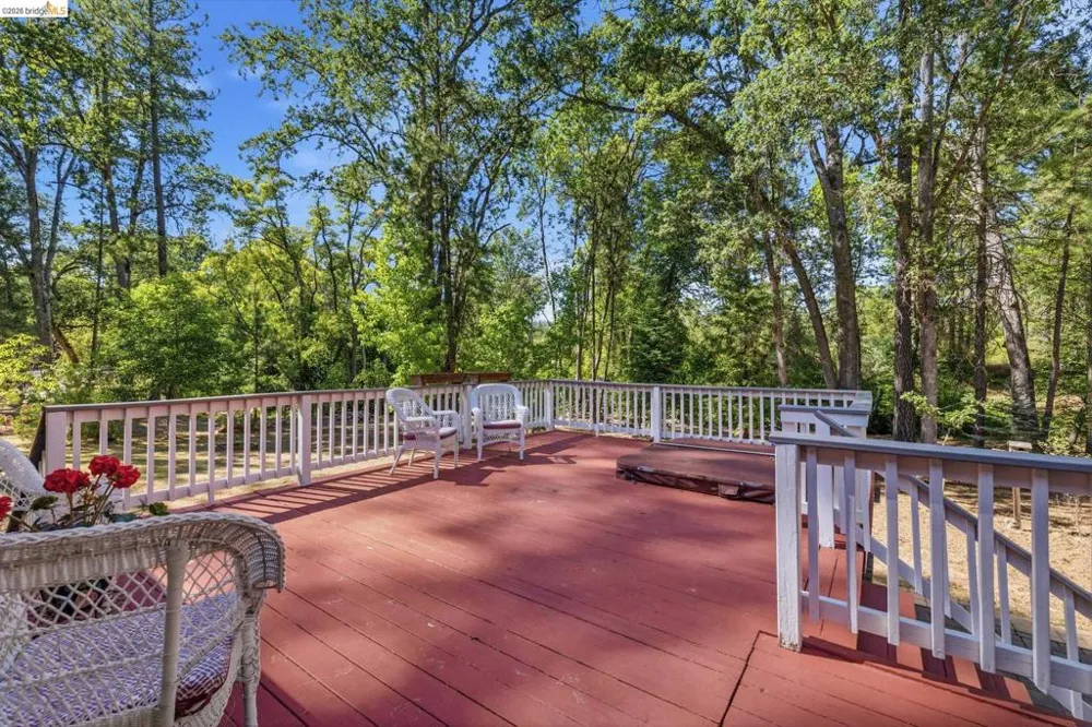 19015 Apple Valley Dr Sonora, CA 95370