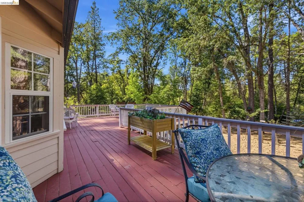 19015 Apple Valley Dr Sonora, CA 95370