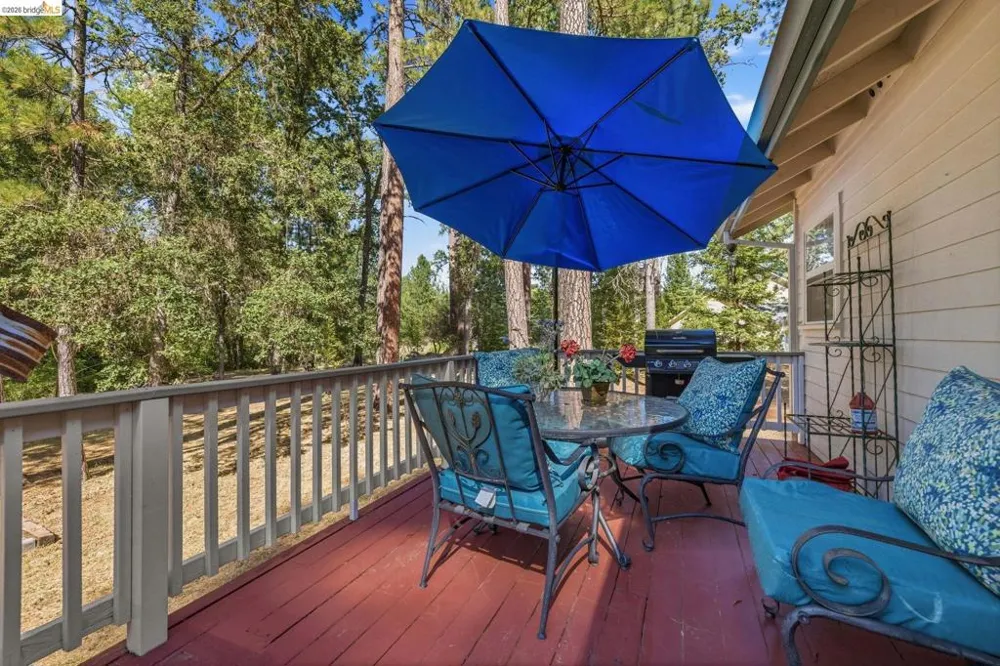19015 Apple Valley Dr Sonora, CA 95370