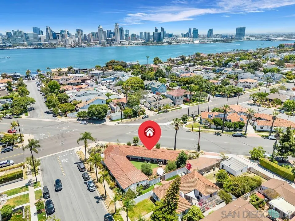 200 Palm Avenue Coronado, CA 92118