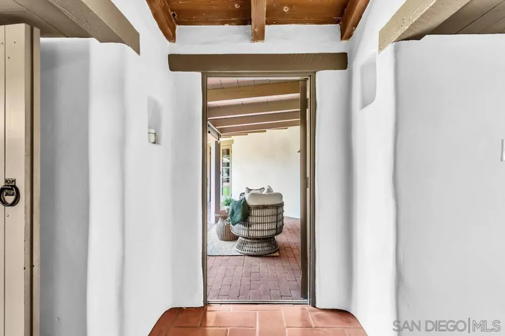 200 Palm Avenue Coronado, CA 92118