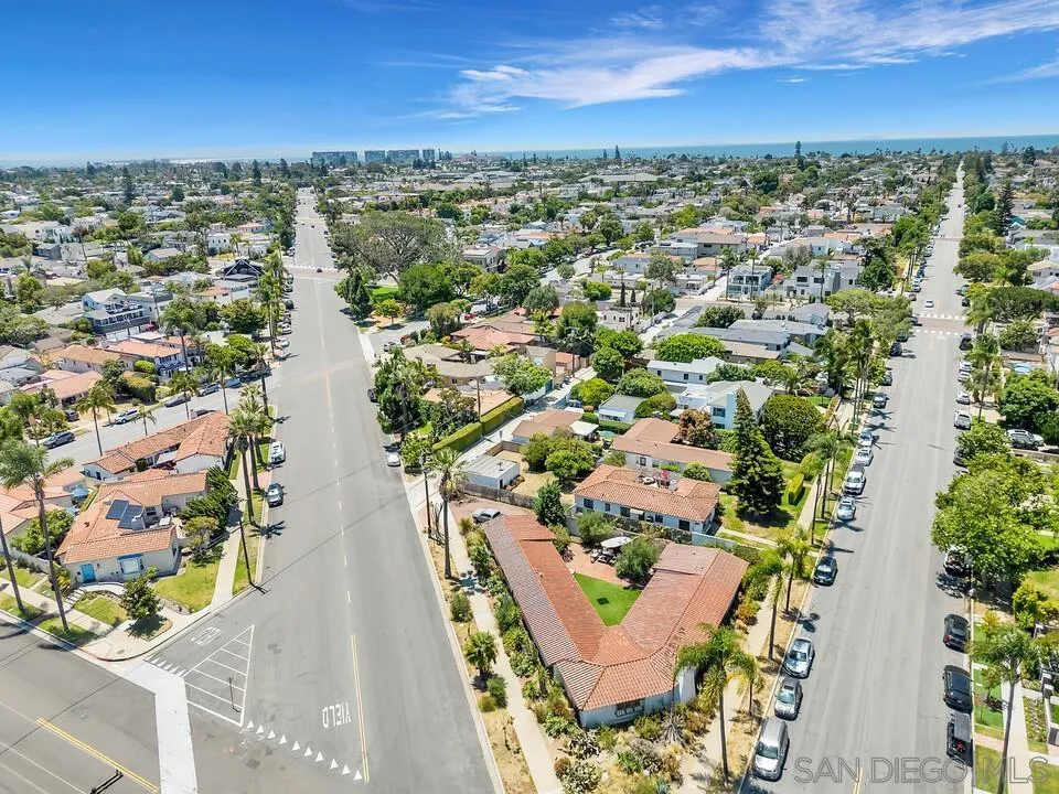 200 Palm Avenue Coronado, CA 92118