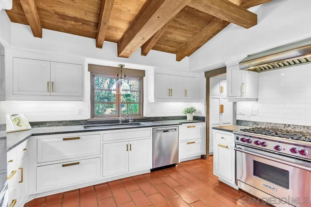 200 Palm Avenue Coronado, CA 92118