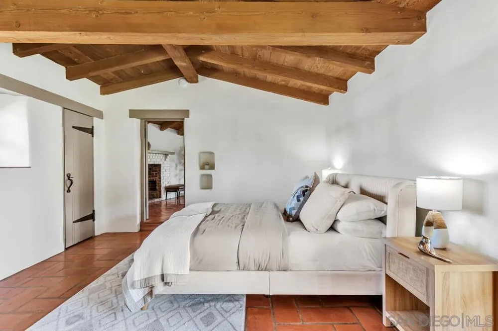 200 Palm Avenue Coronado, CA 92118