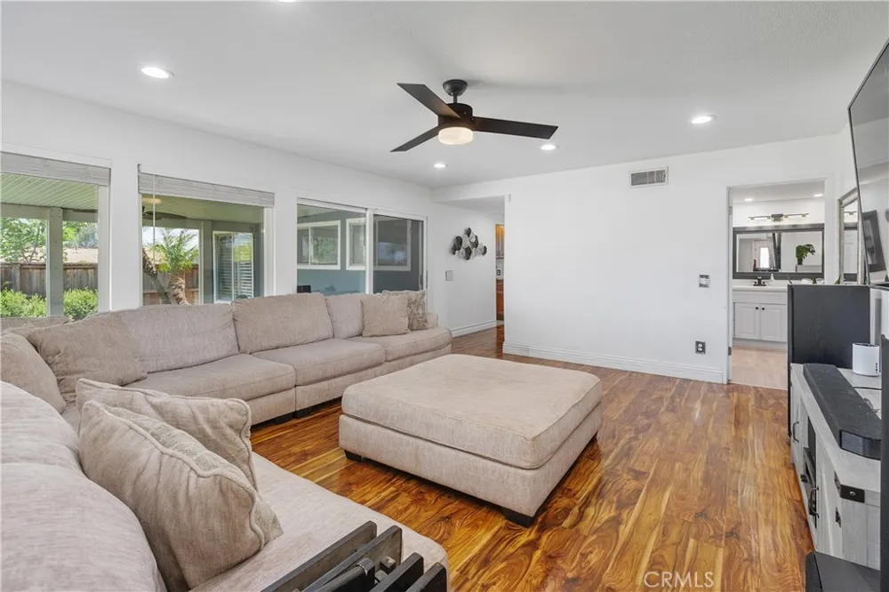 710 Broadmoor Court Corona, CA 92882