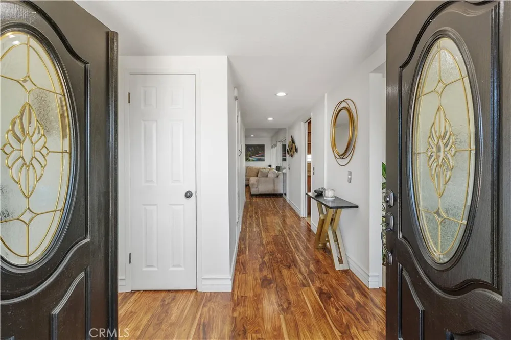 710 Broadmoor Court Corona, CA 92882