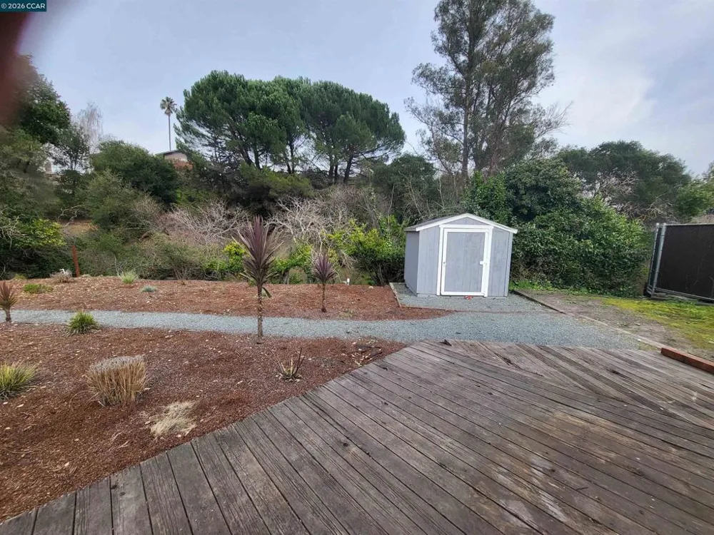 2420 Tomar Ct Pinole, CA 94564