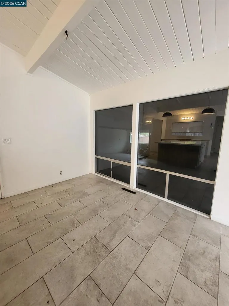 2420 Tomar Ct Pinole, CA 94564