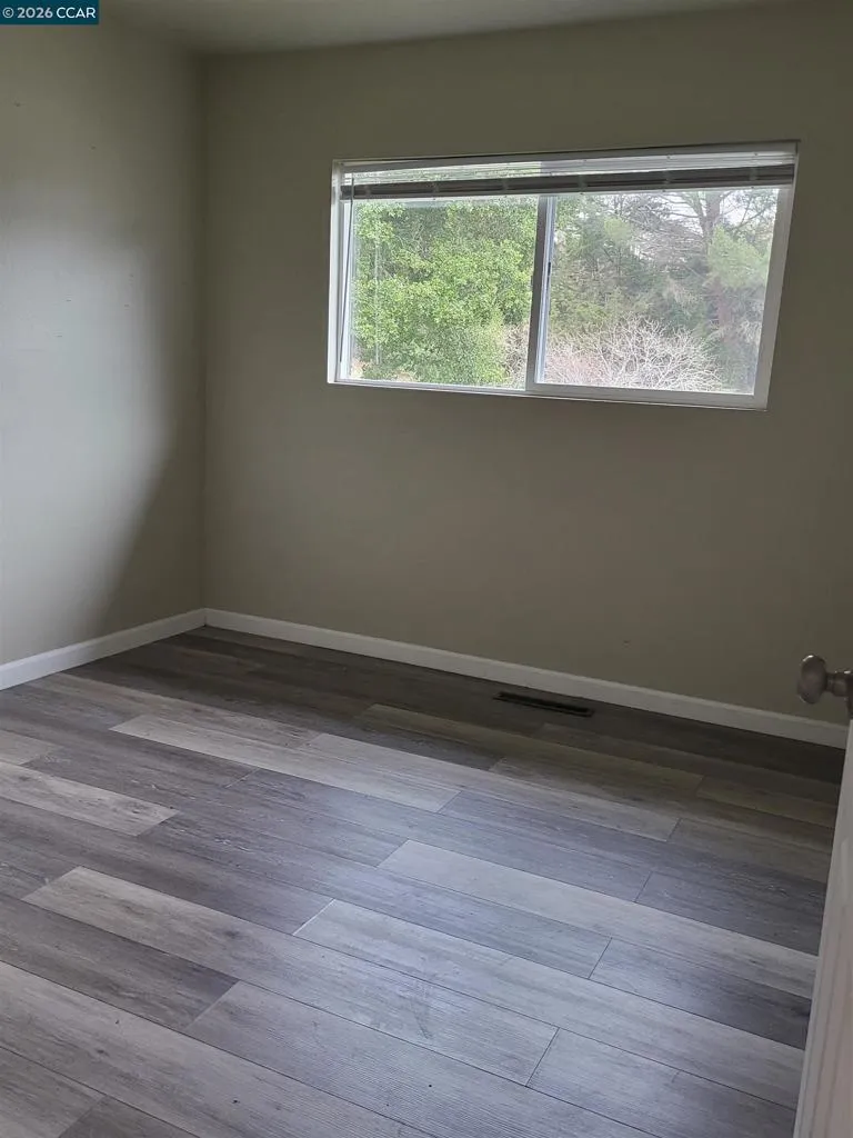 2420 Tomar Ct Pinole, CA 94564