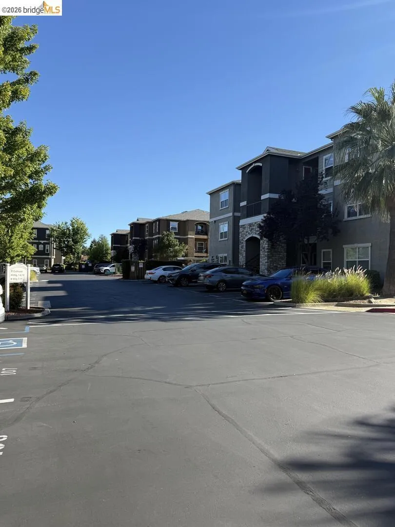 8434 Walerga RD #APT 315 Antelope, CA 95843
