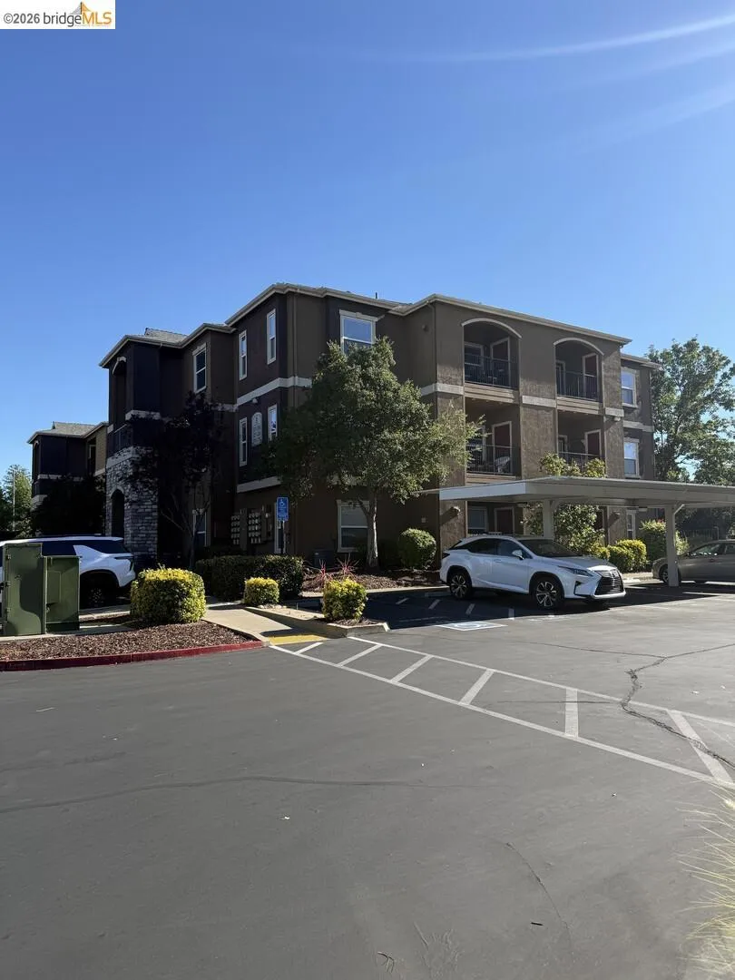 8434 Walerga RD #APT 315 Antelope, CA 95843