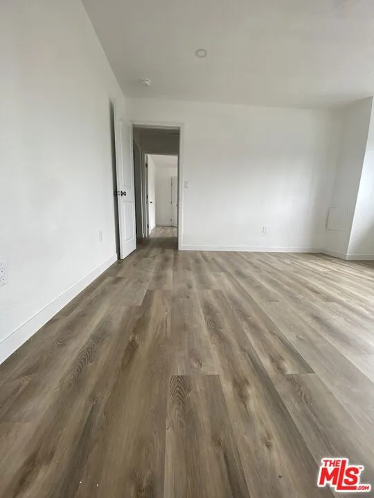 4214 Avalon Boulevard #8 Los Angeles, CA 90011