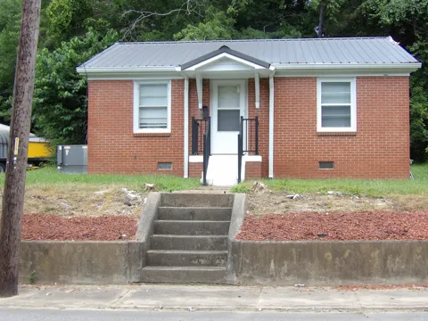 202 E Richland Ave