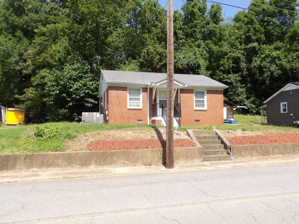 202 E Richland Ave Waverly, TN 37185