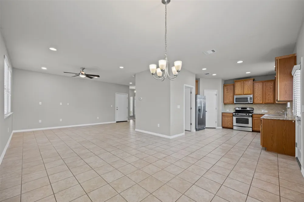 467 Twisted Oaks Lane Buda, TX 78610
