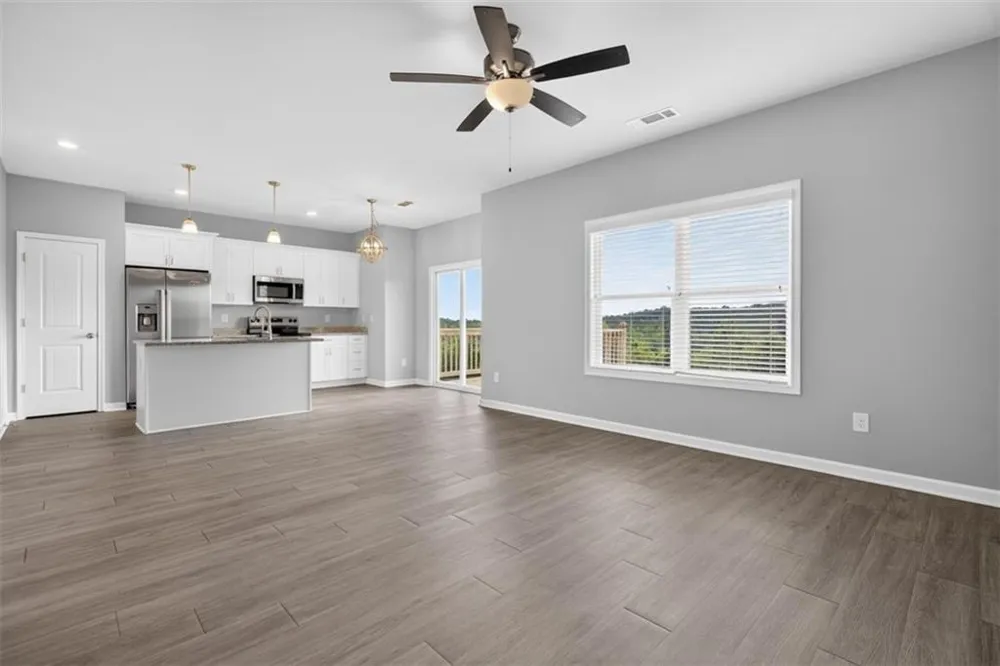 979 Dortch Road Eastanollee, GA 30538