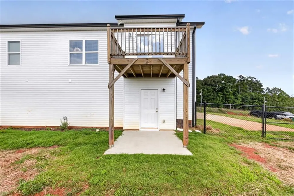 979 Dortch Road Eastanollee, GA 30538