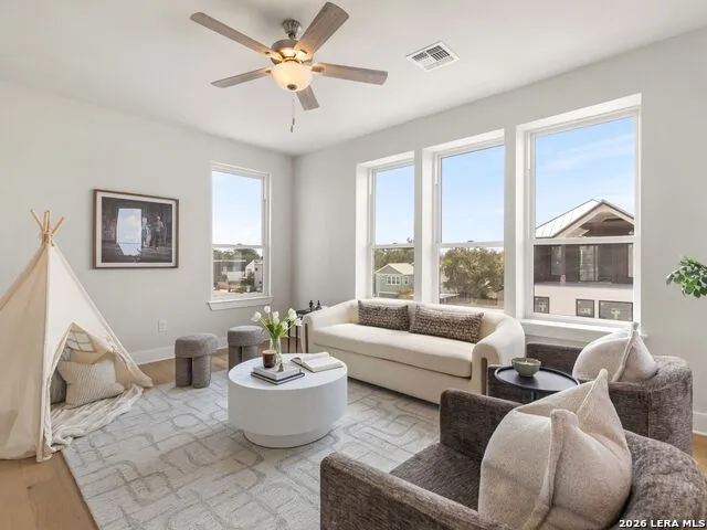 543 McMonigal Place #BLDG. 3 Unit BLDG. 3 San Antonio, TX 78210