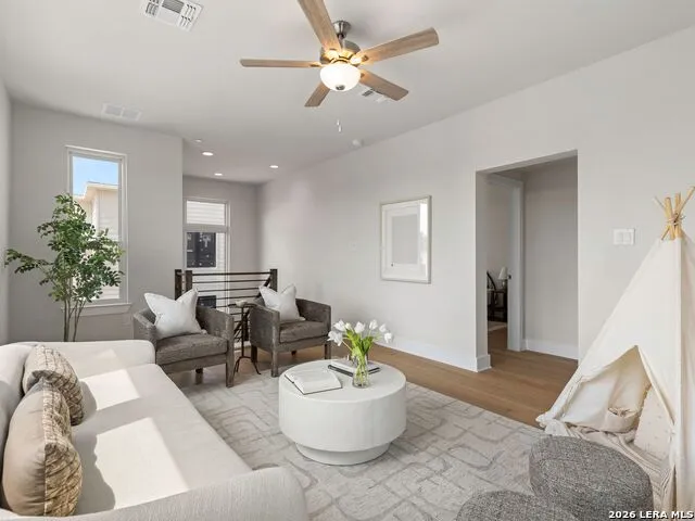 543 McMonigal Place #BLDG. 3 Unit BLDG. 3 San Antonio, TX 78210