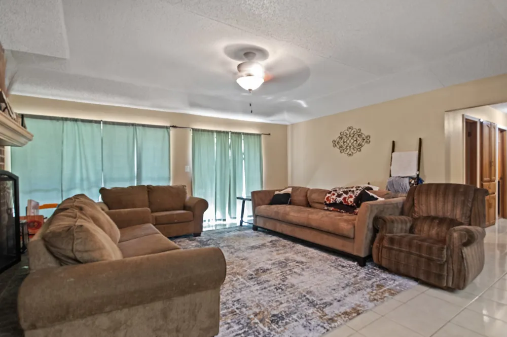 206 Carr Drive Mt Pleasant, TX 75455