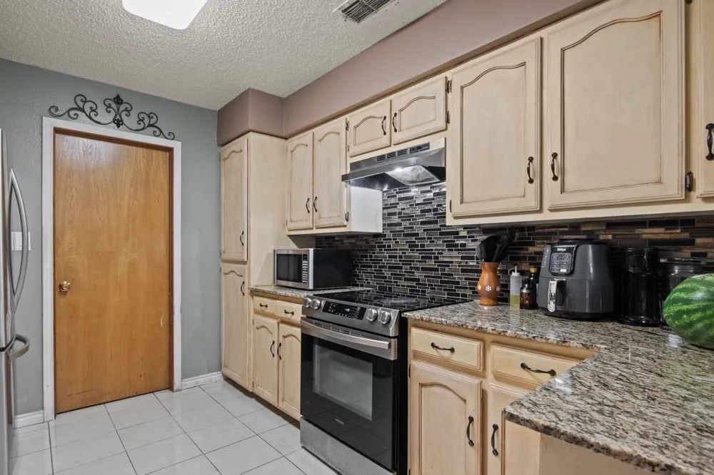206 Carr Drive Mt Pleasant, TX 75455