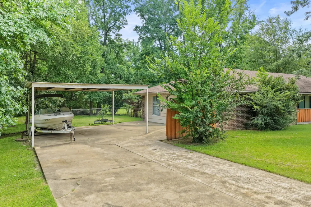 206 Carr Drive Mt Pleasant, TX 75455