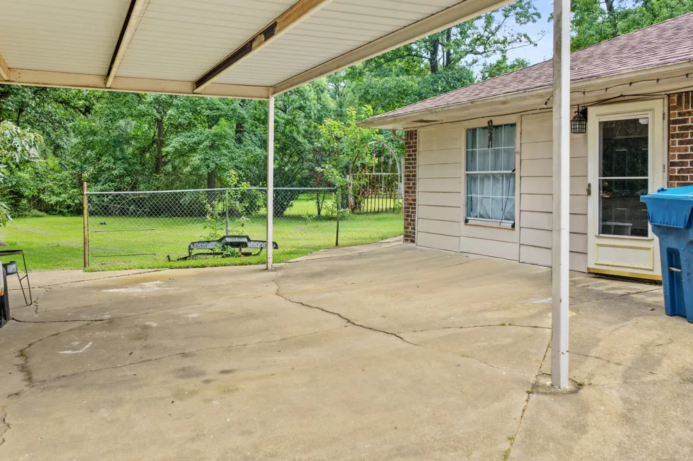 206 Carr Drive Mt Pleasant, TX 75455