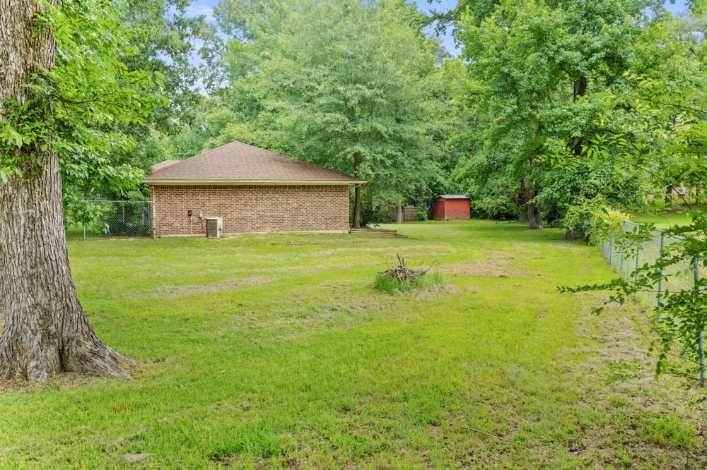 206 Carr Drive Mt Pleasant, TX 75455