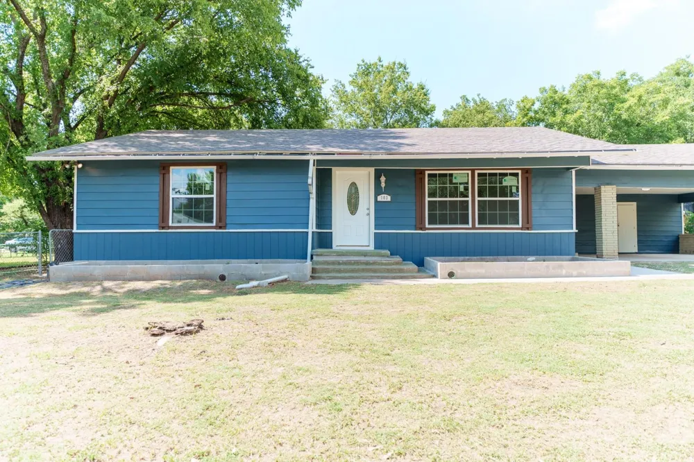 103 6th Street E Dawson, TX 76639