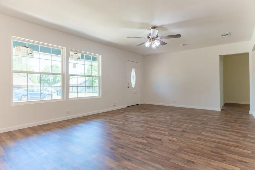 103 6th Street E Dawson, TX 76639