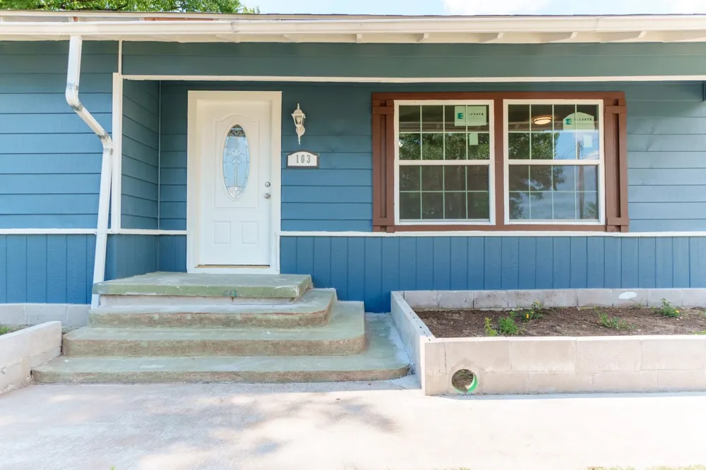 103 6th Street E Dawson, TX 76639