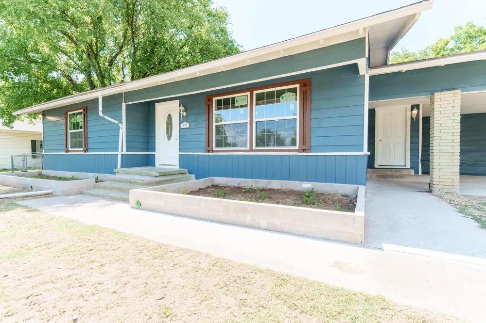 103 6th Street E Dawson, TX 76639
