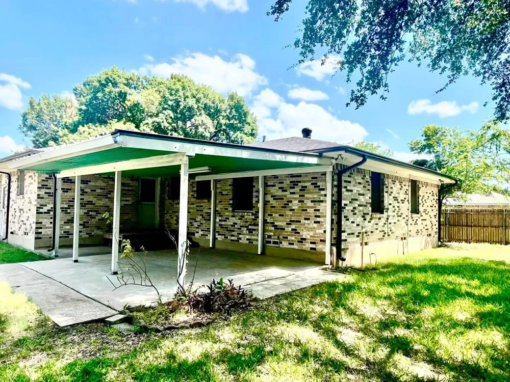 723 Walnut Street Duncanville, TX 75116
