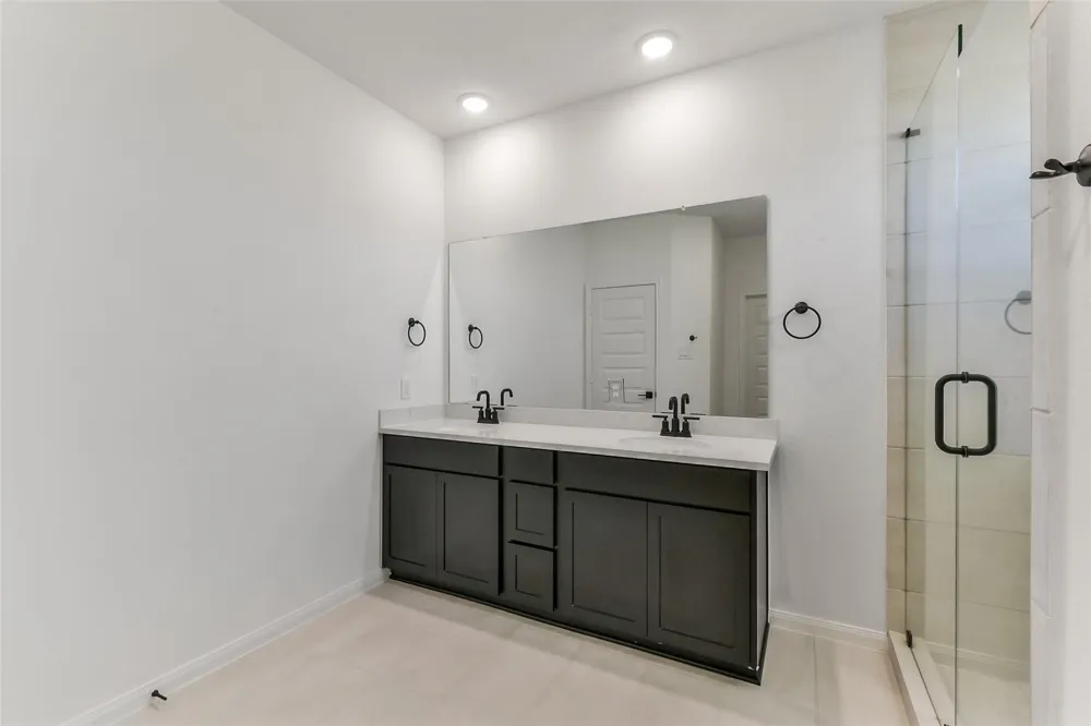 4221 Red Cedar Ring Lane Pinehurst, TX 77362