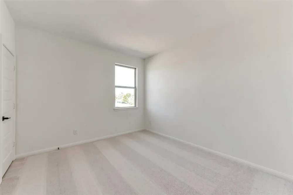 4221 Red Cedar Ring Lane Pinehurst, TX 77362
