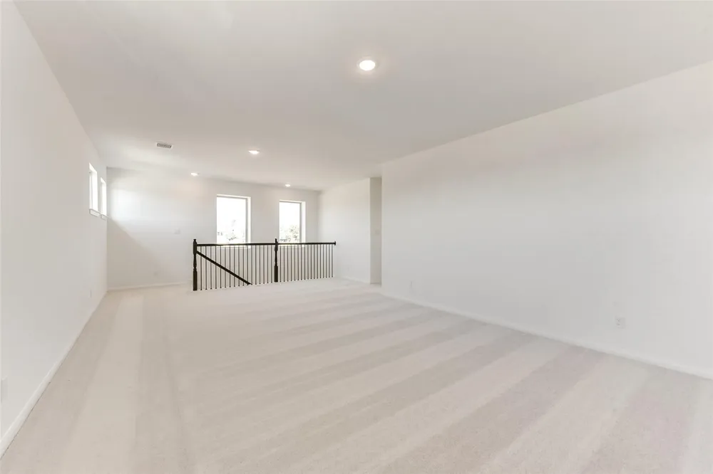 4221 Red Cedar Ring Lane Pinehurst, TX 77362
