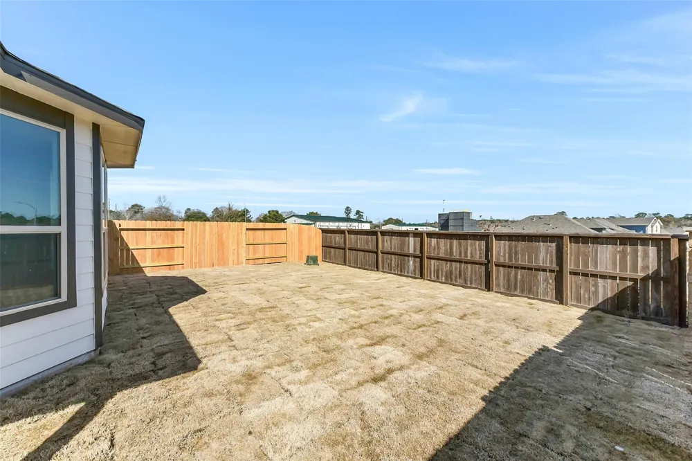 4221 Red Cedar Ring Lane Pinehurst, TX 77362