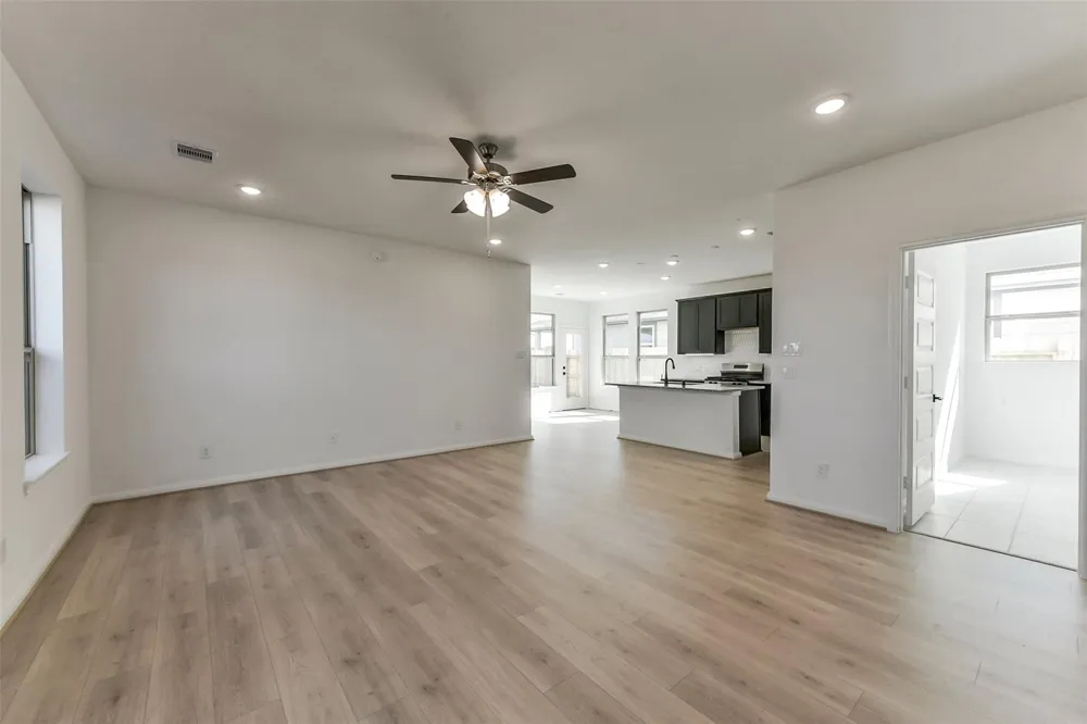 4221 Red Cedar Ring Lane Pinehurst, TX 77362