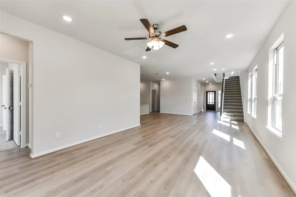 4616 Mesquite Trail Blush Pinehurst, TX 77362