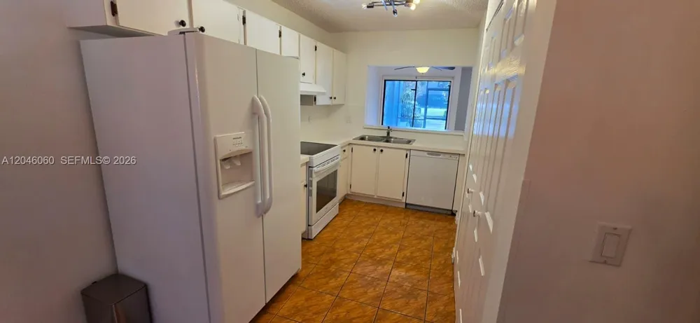 1652 14th Ter #1652 Hollywood, FL 33020