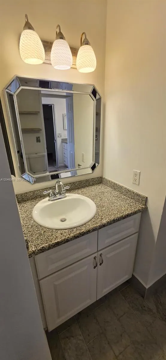 1652 14th Ter #1652 Hollywood, FL 33020