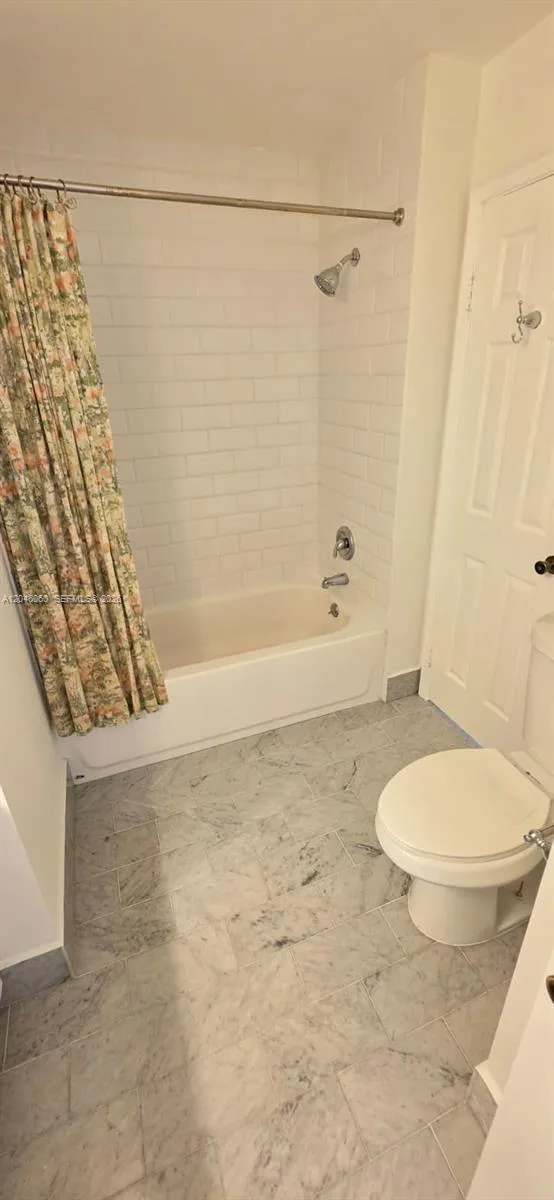 1652 14th Ter #1652 Hollywood, FL 33020